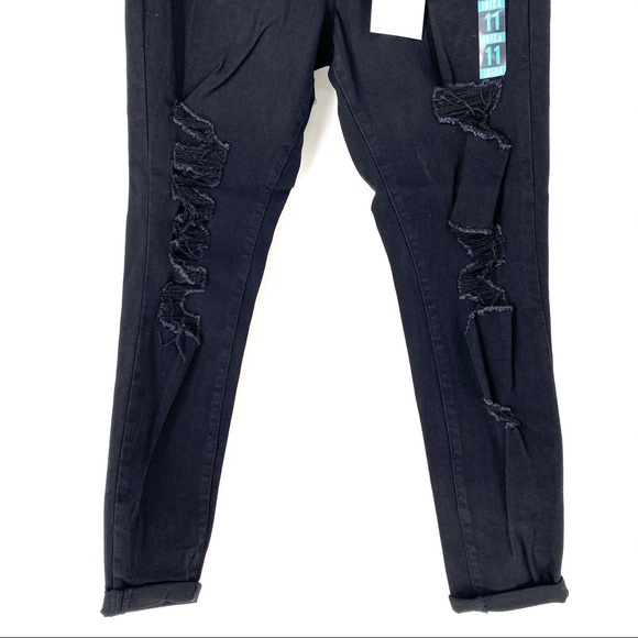 Refuge Ibiza High-Rise Push Up Distressed Jeans - Picture 4 of 9